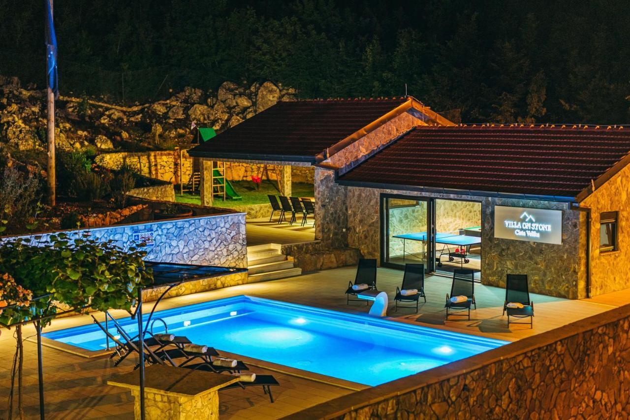 Villa On Stone Velika Čista Exteriör bild